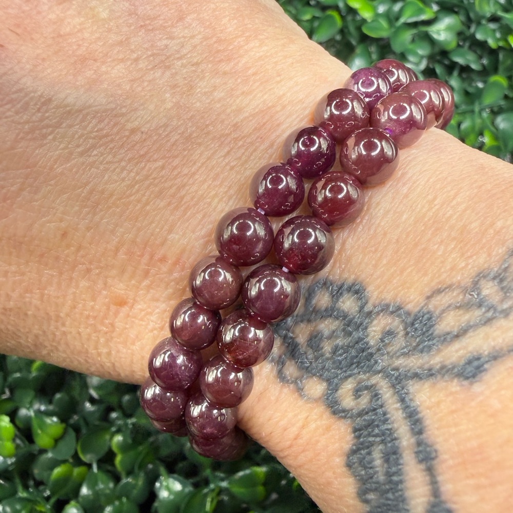 7mm Star Garnet Beaded Bracelet - Picture 6 of 7
